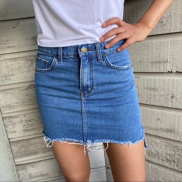 STYLENANDA | destroyed denim mini skirt | mid-wash - Picture 1 of 5